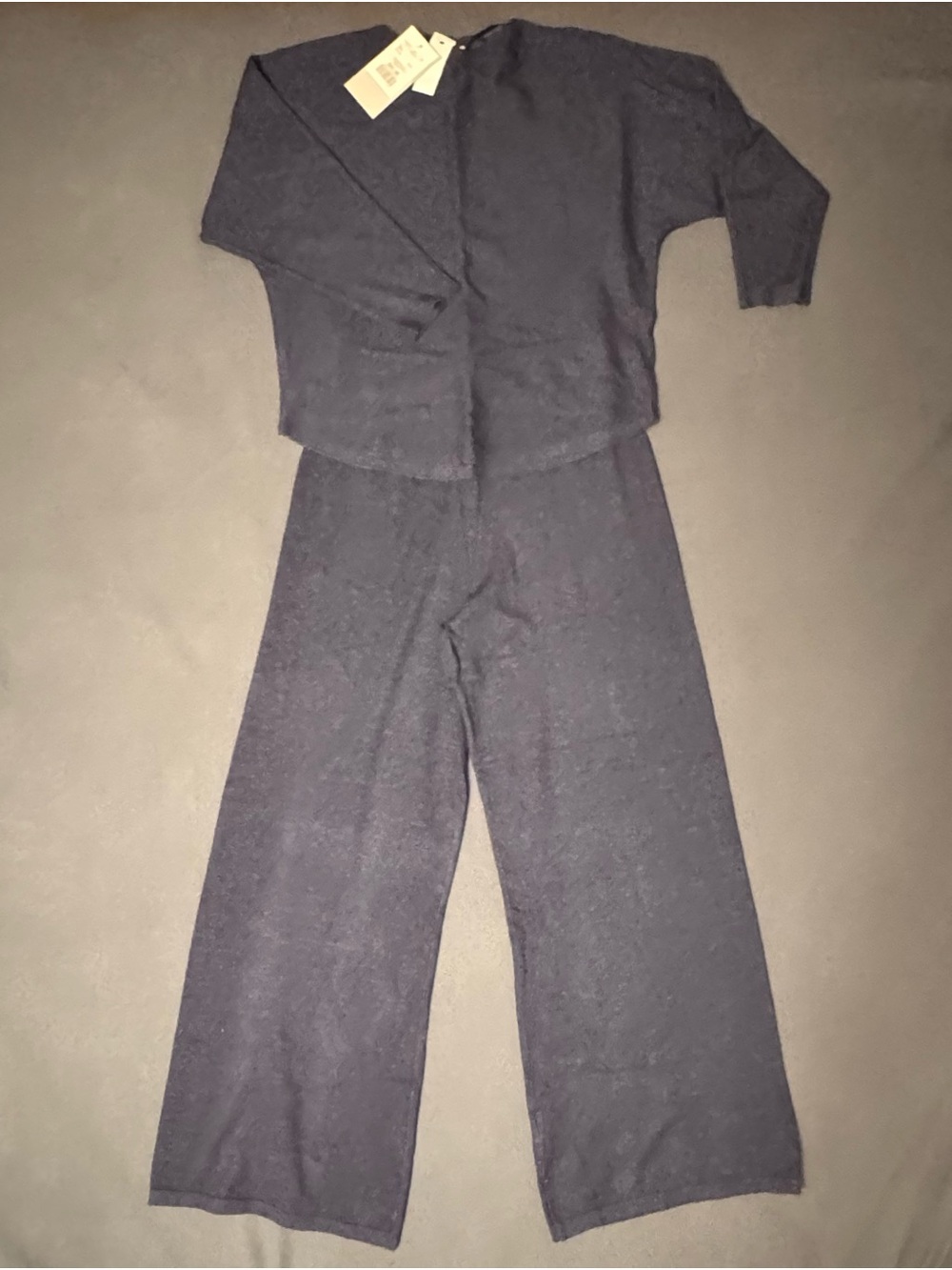 Sioni Ladies Two-Piece Item